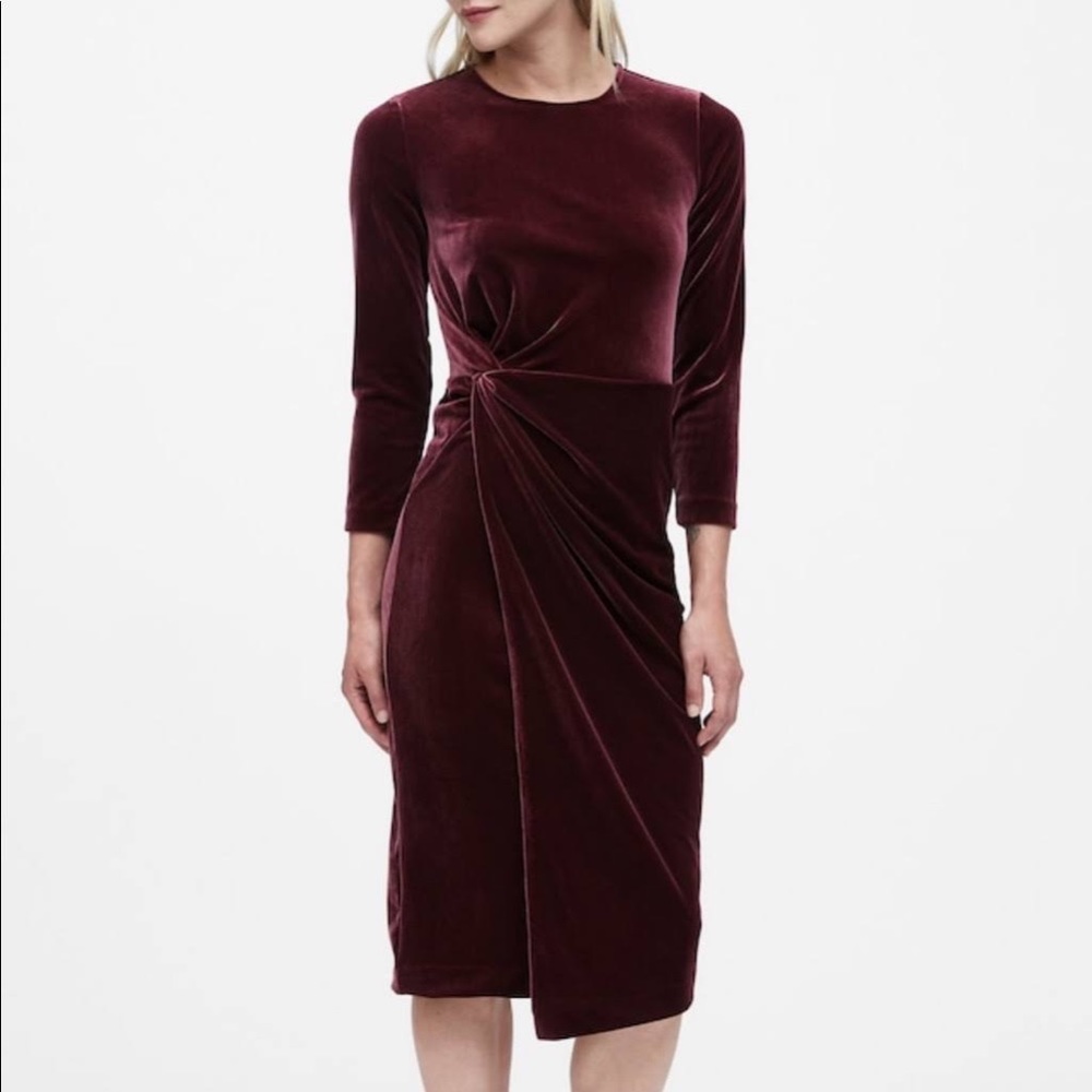 BANANA REP • purple mauve velvet knot dress